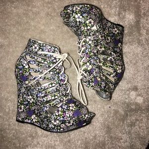 Floral Wedge Heels